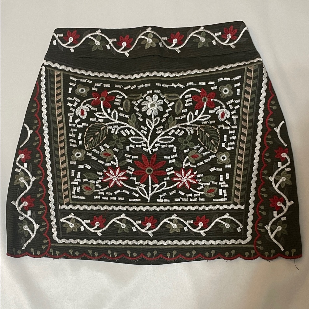 Francesca’s Embroidered Mini Skirt Size XS